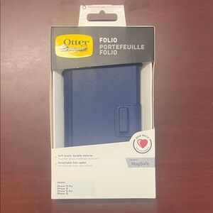 Brad new, never used! OtterBox Blue Folio Case for iPhone 12/pro or 13/Pro